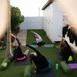 2021 SB SURFINN PT YOGA 3
