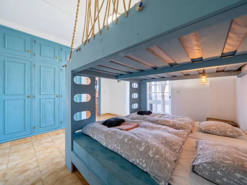 five person room at surfinn algarve