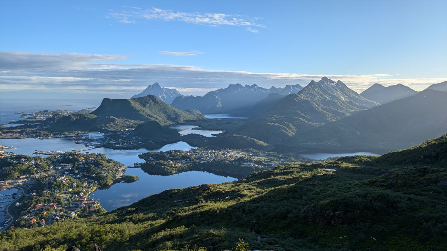 TRAD ADVENTURES-Climbing-svolvaergeita